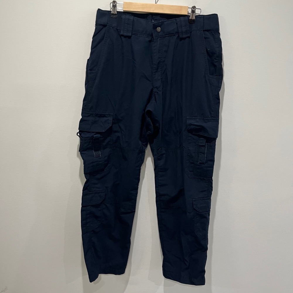 5.11 Tactical Series Cargo Pants Mens 36x32 LOT OF 2 Navy Blue Workwear Utility - Picture 5 of 9